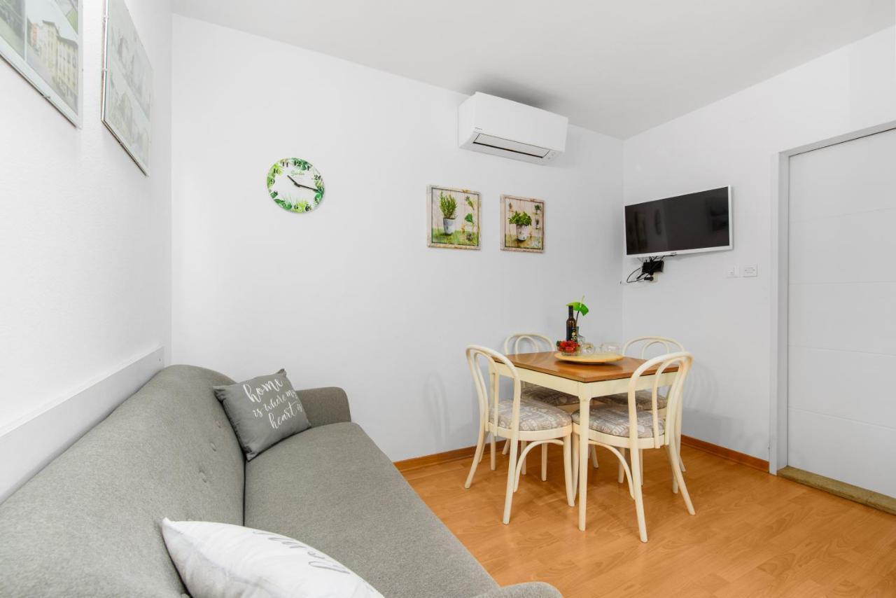 Apartment Felix Πόρετς Εξωτερικό φωτογραφία