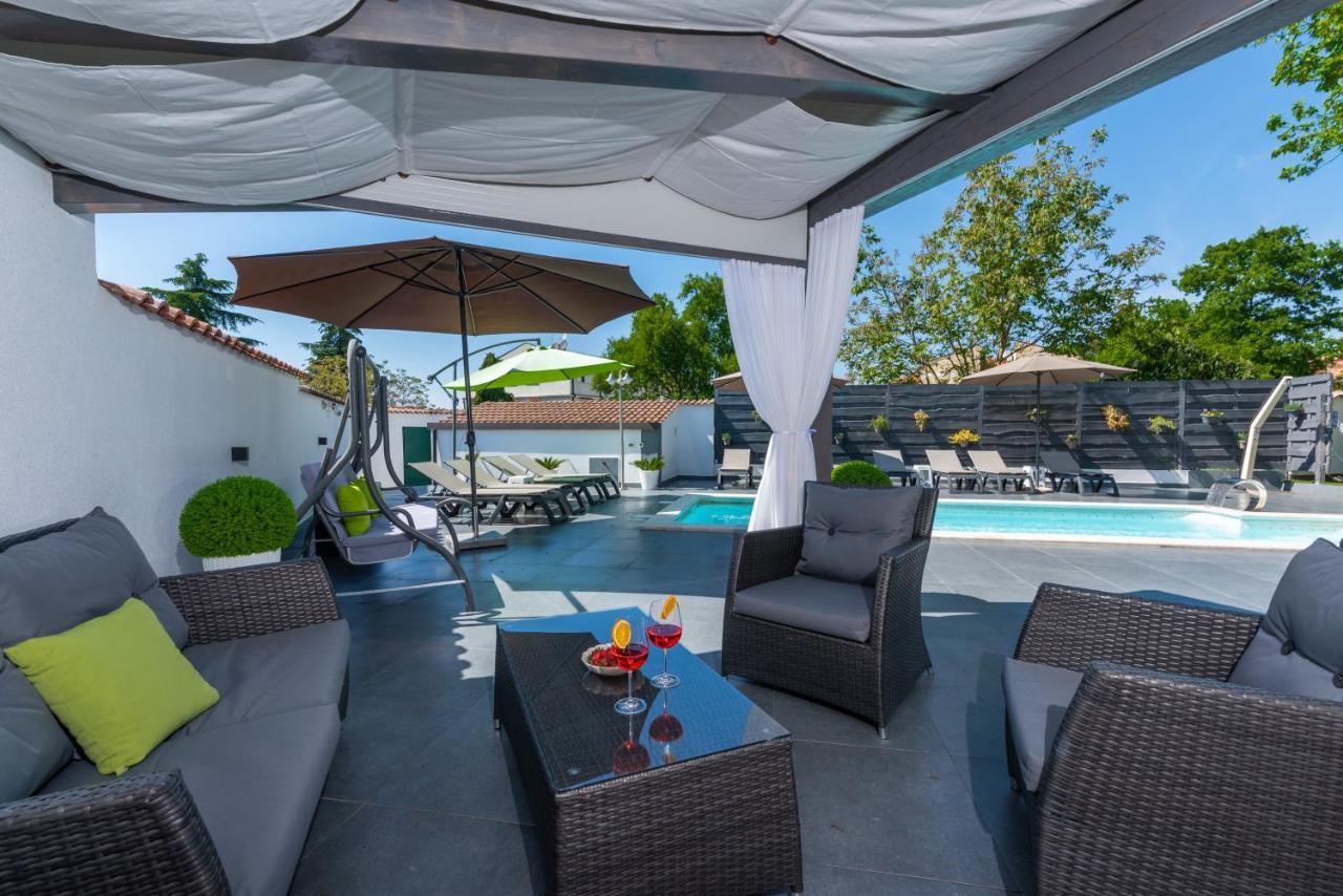Apartment Felix Πόρετς Εξωτερικό φωτογραφία