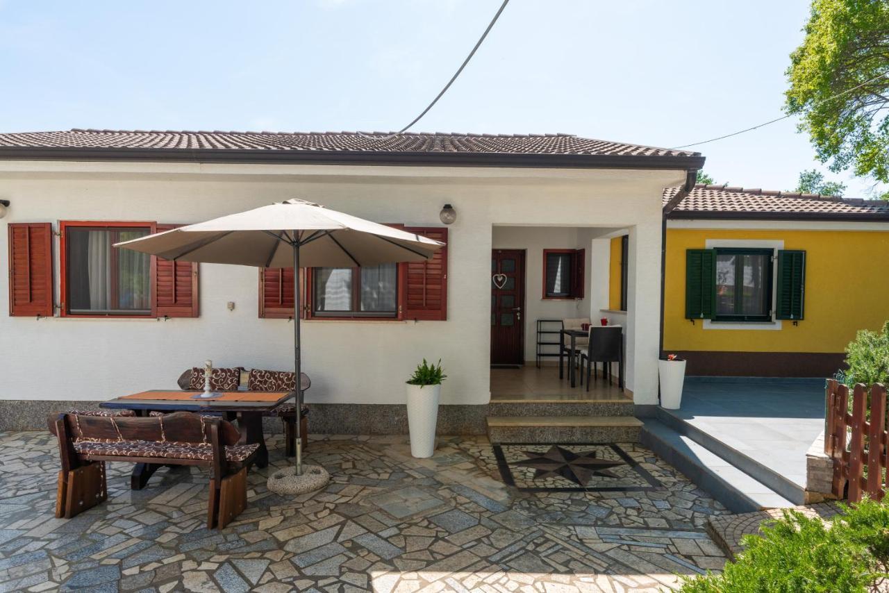 Apartment Felix Πόρετς Εξωτερικό φωτογραφία