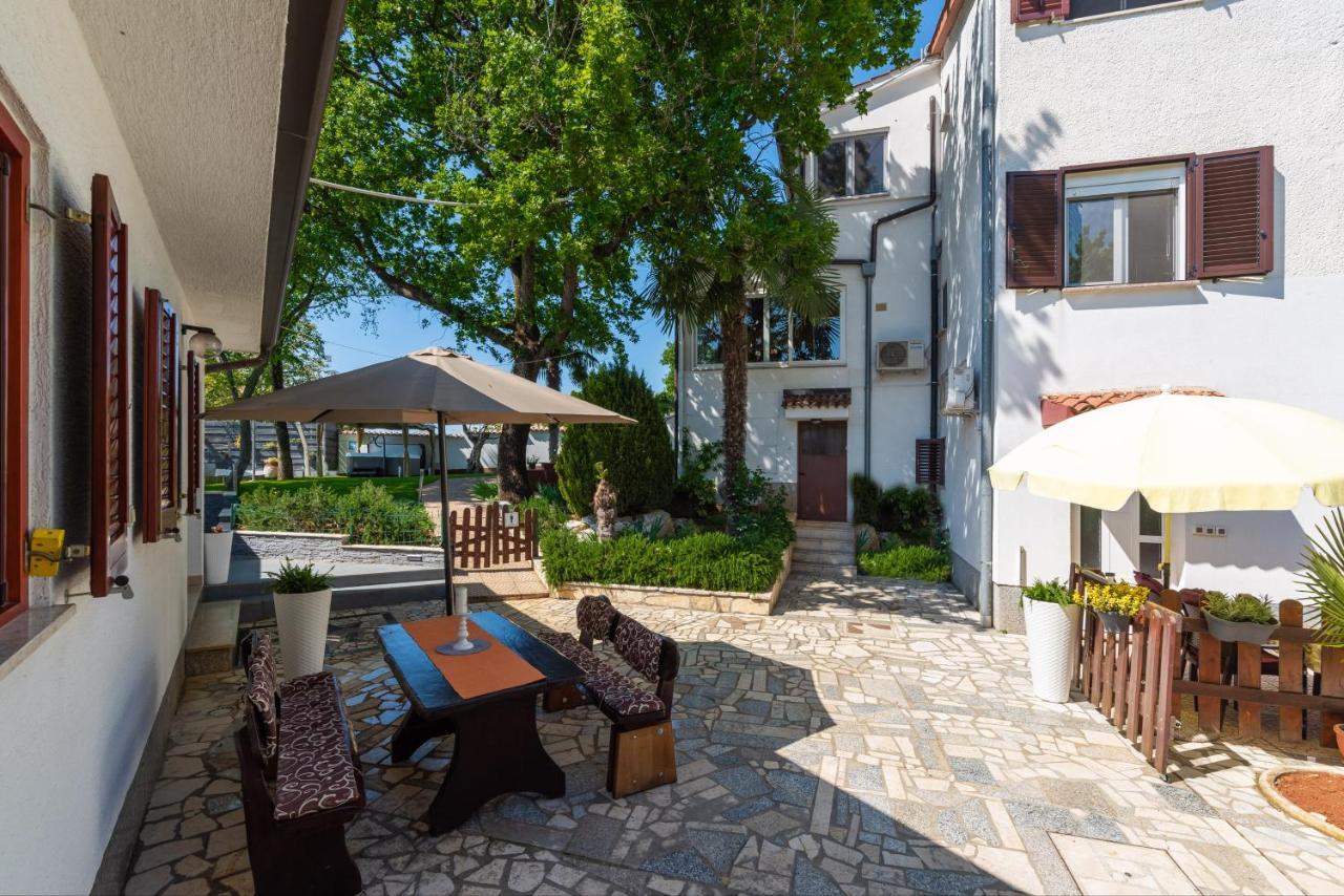 Apartment Felix Πόρετς Εξωτερικό φωτογραφία
