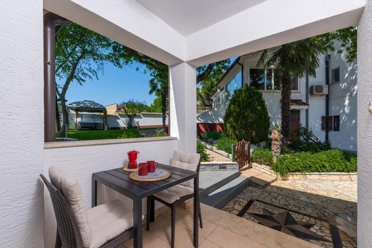 Apartment Felix Πόρετς Εξωτερικό φωτογραφία